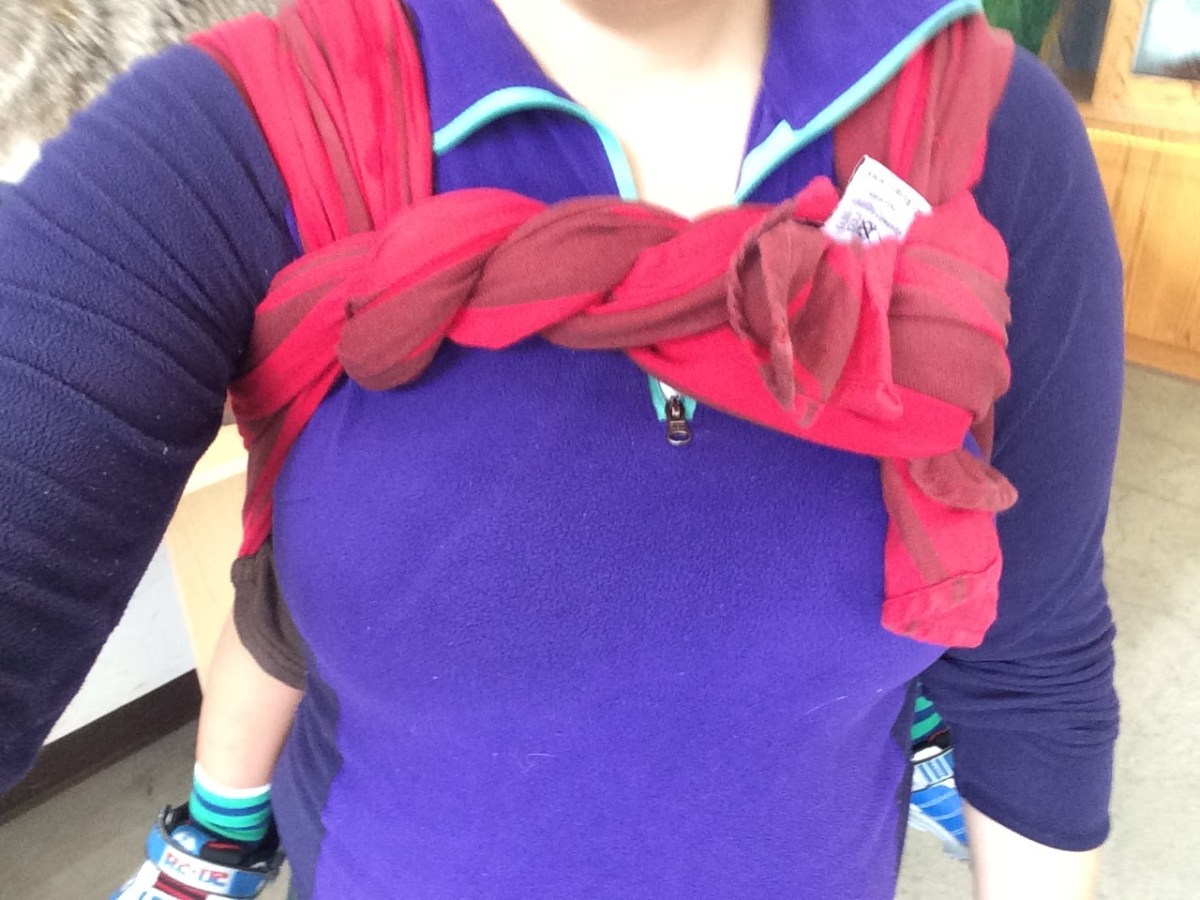 Pregnancy Babywearing: Pirate Carry with a Candy Cane Chest&nbsp;Belt